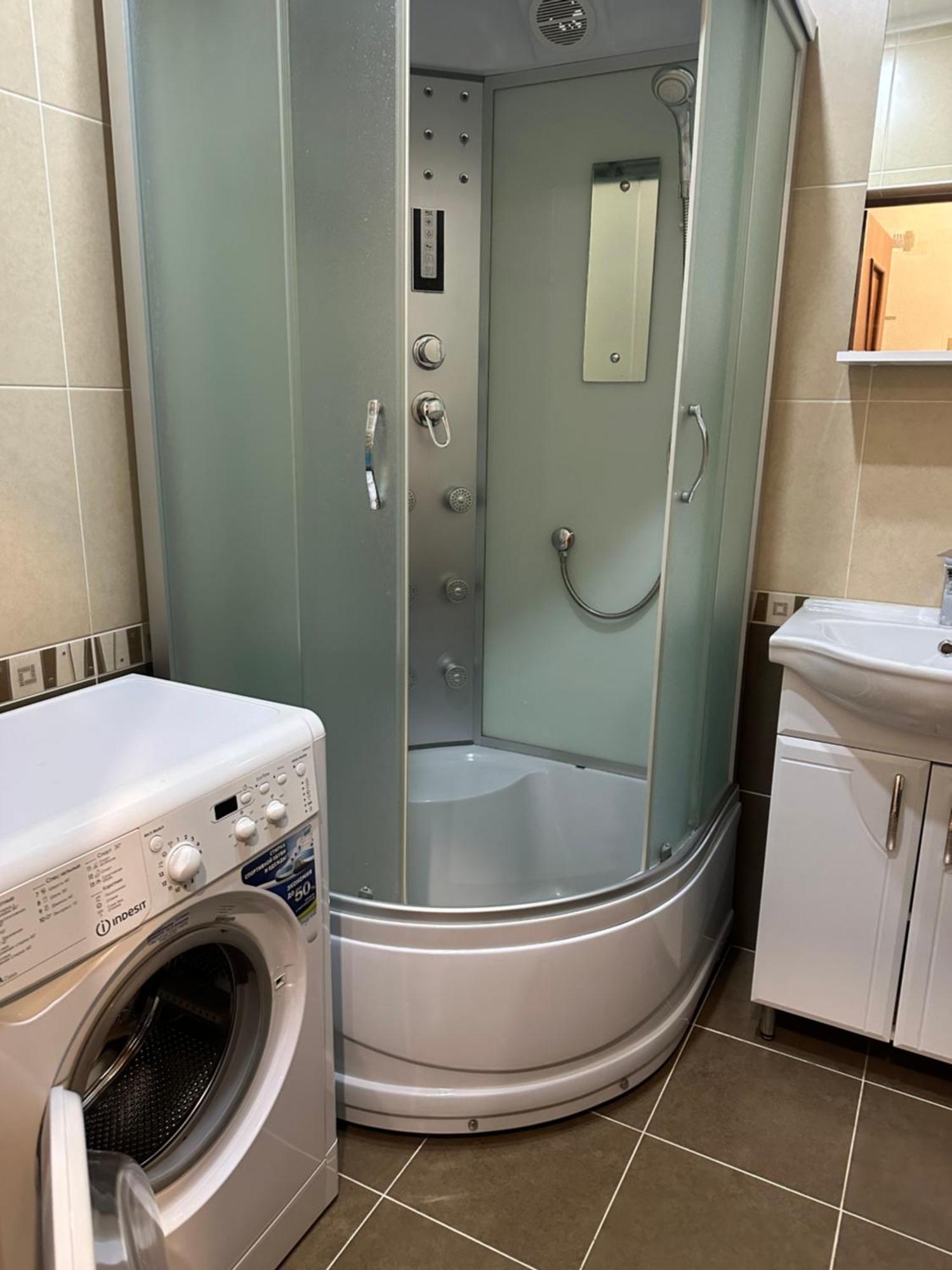 ビシュケクCosy flat in the city centerアパートメント エクステリア 写真