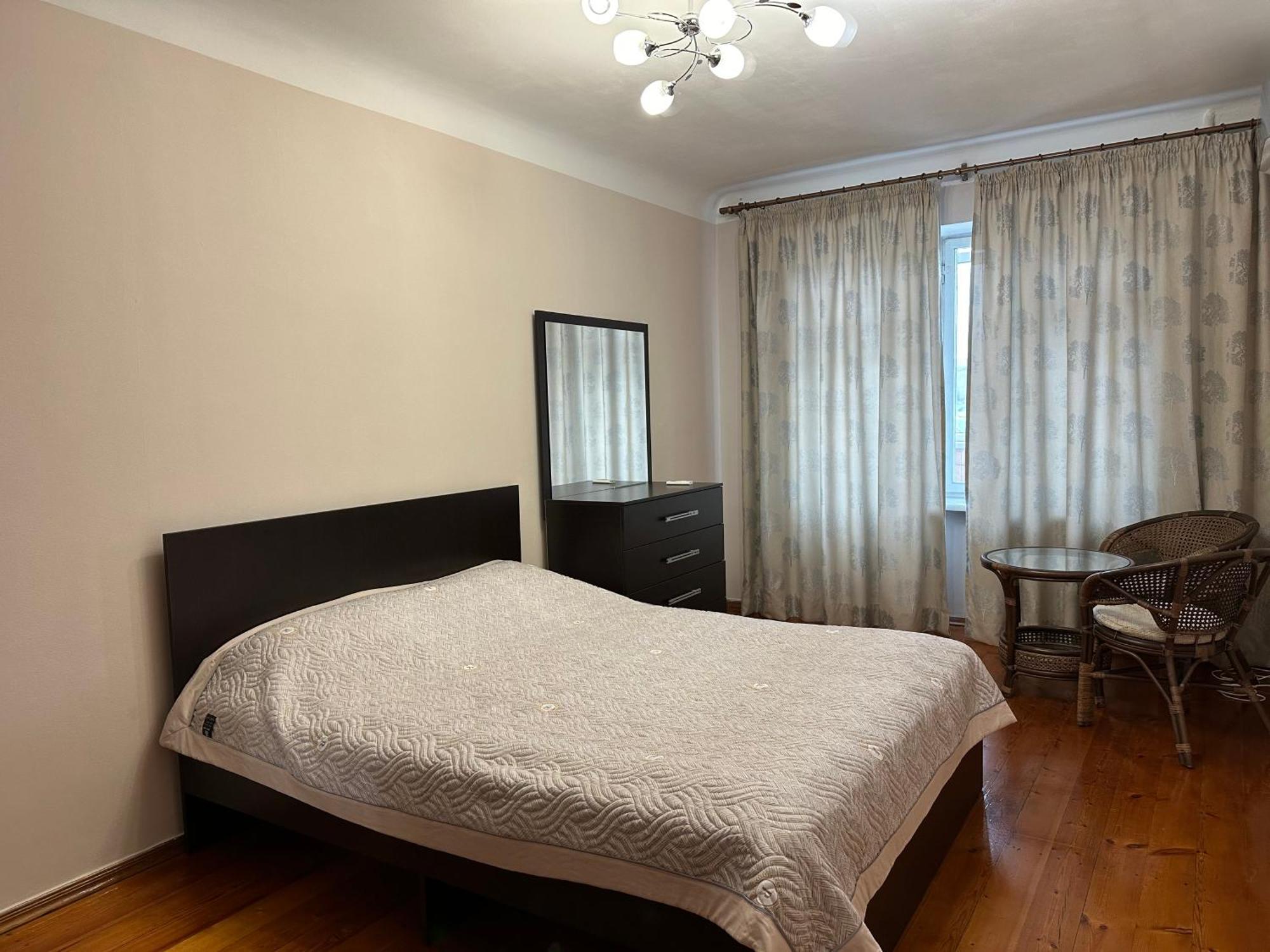ビシュケクCosy flat in the city centerアパートメント エクステリア 写真