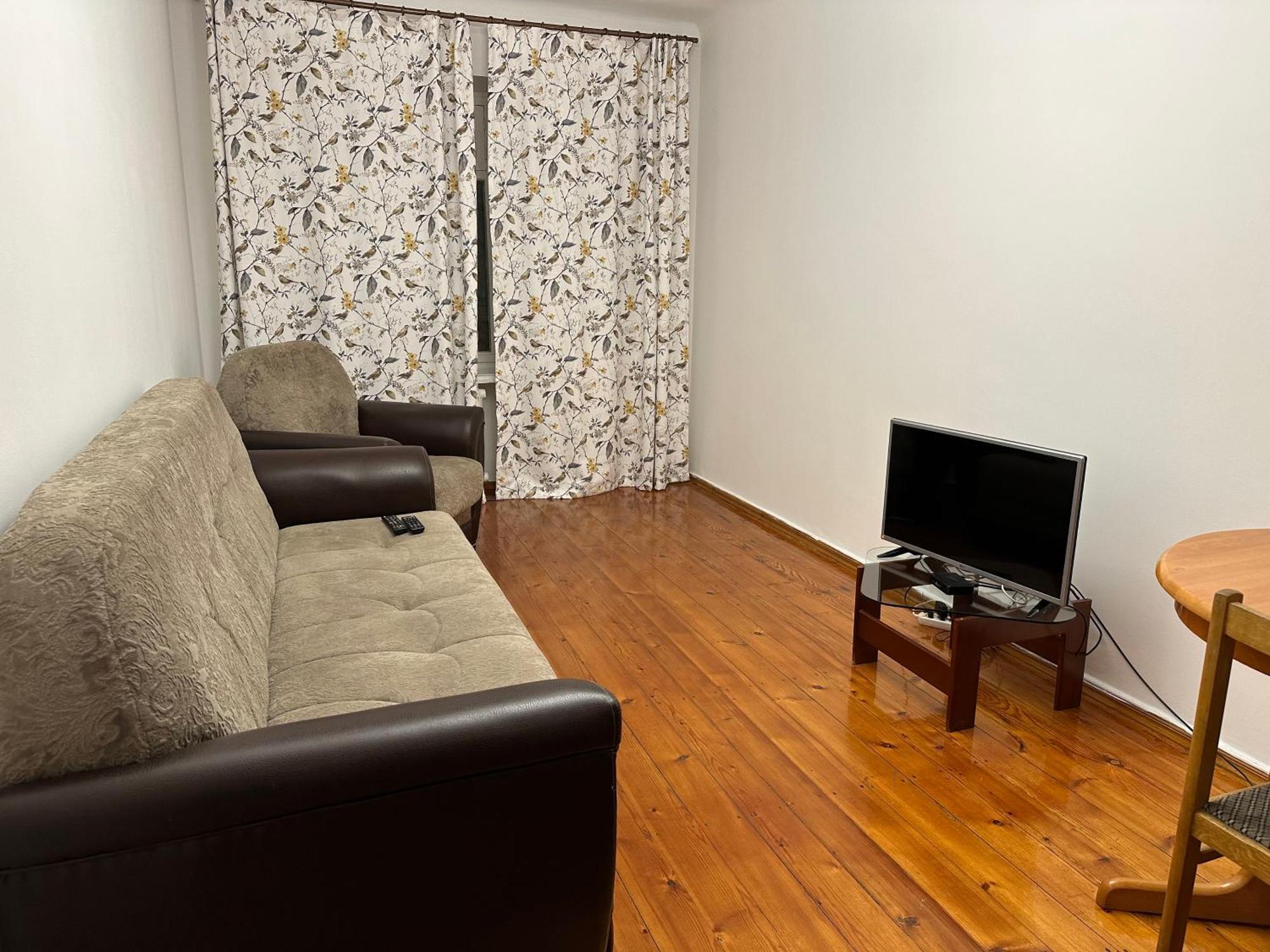 ビシュケクCosy flat in the city centerアパートメント エクステリア 写真